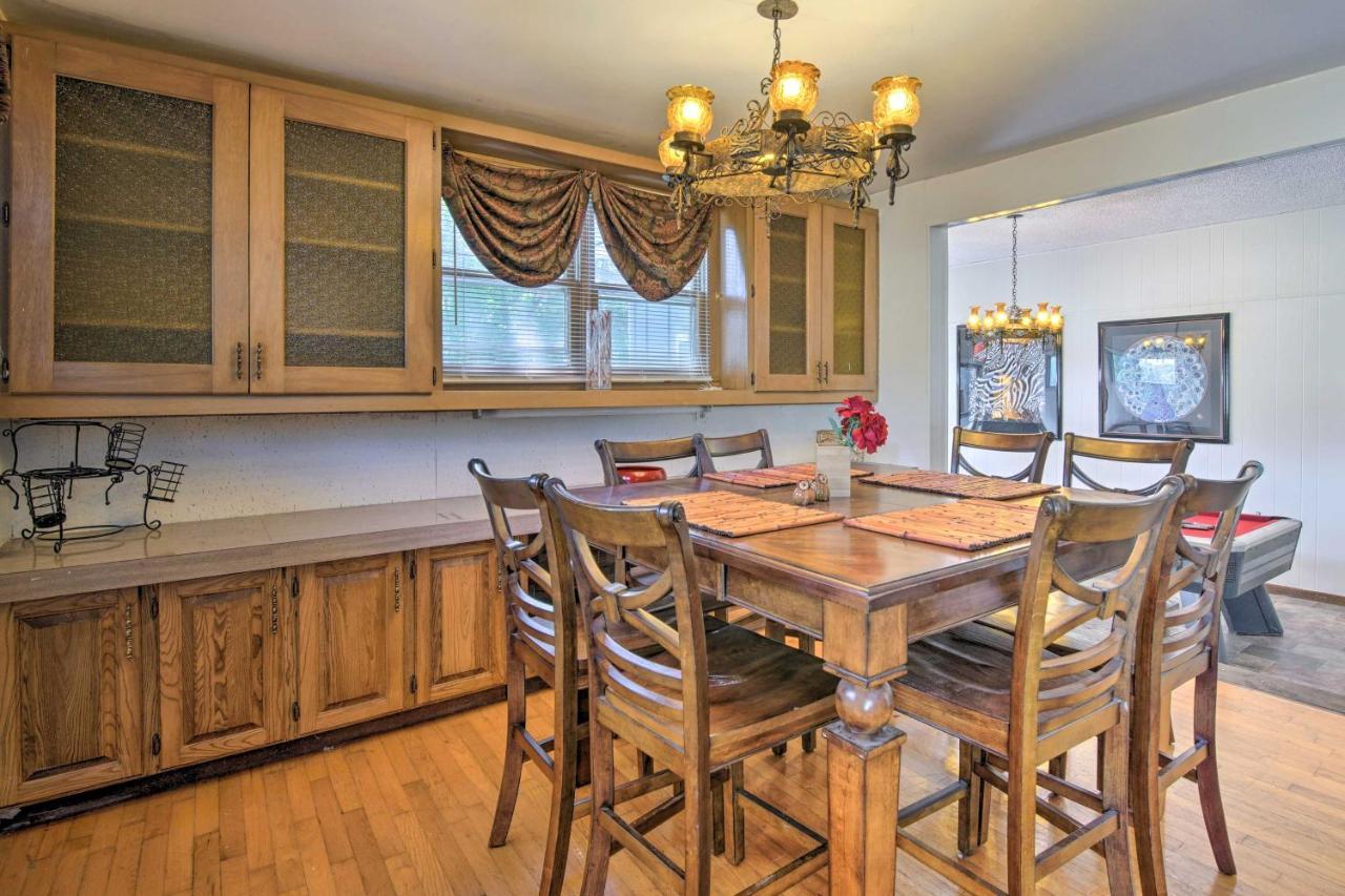 Bright Springfield Home Walk To Nature Center! Εξωτερικό φωτογραφία