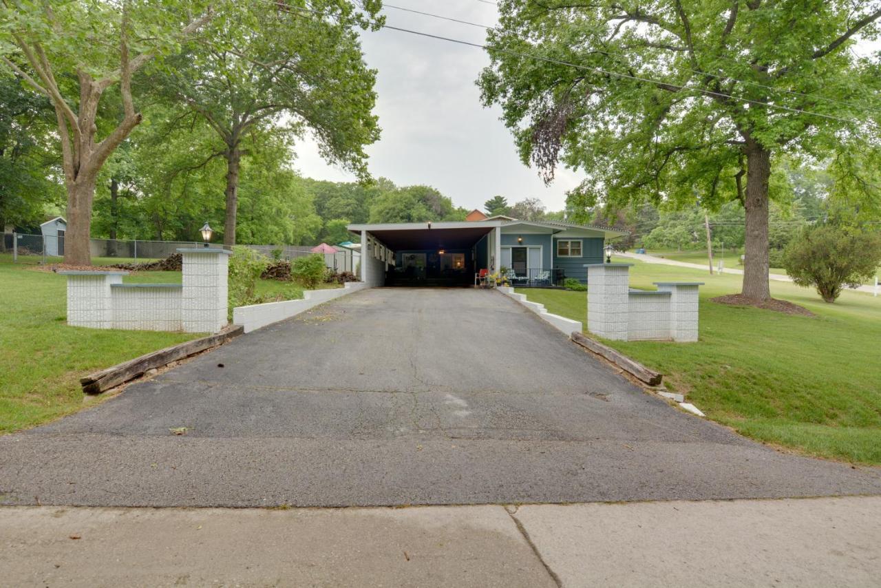 Bright Springfield Home Walk To Nature Center! Εξωτερικό φωτογραφία
