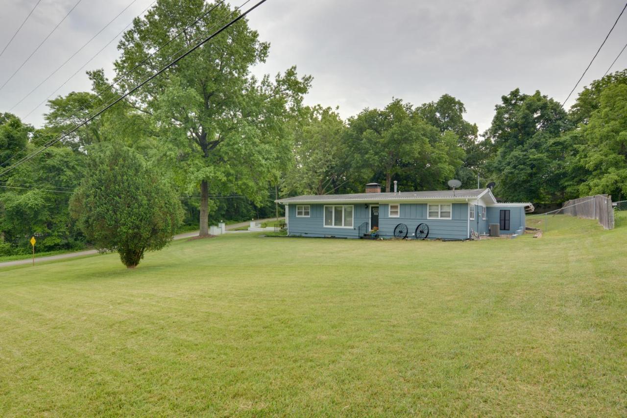 Bright Springfield Home Walk To Nature Center! Εξωτερικό φωτογραφία